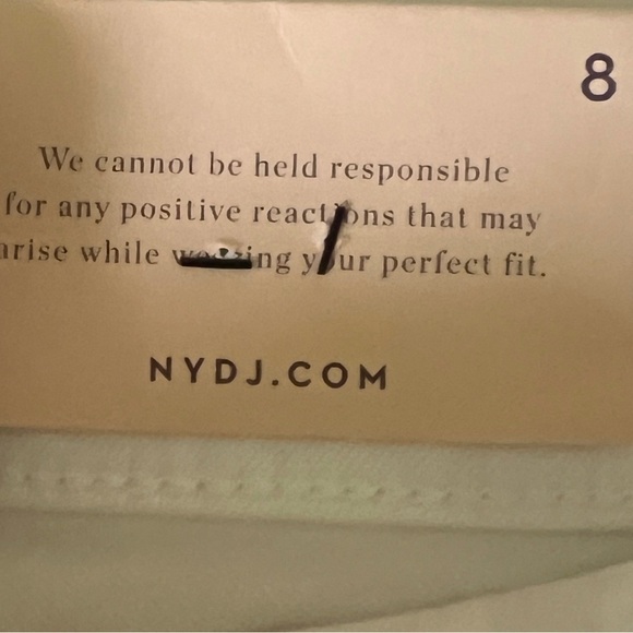 NWT~Not Your Daughters Jeans (NYDJ) Marilyn Crop Cuff Jeans|Crop Slimming Jeans - Picture 15 of 15